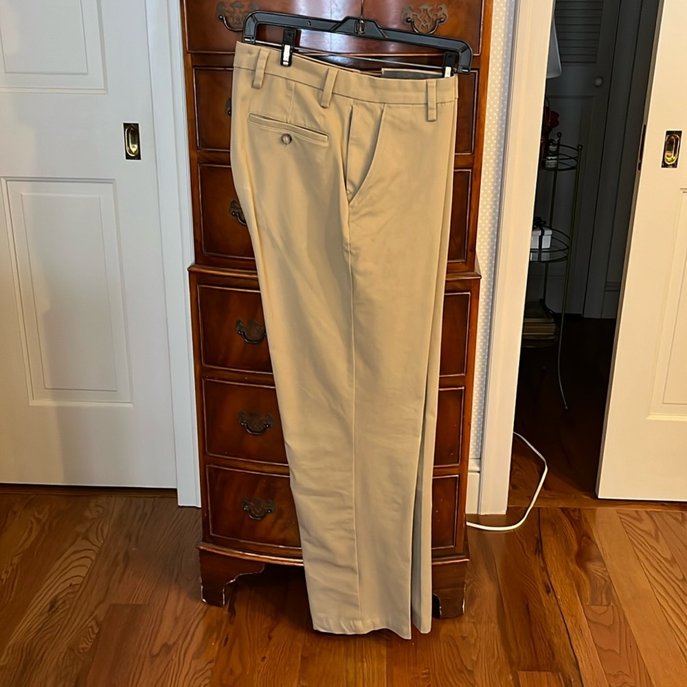 Docker’s Men’s Khaki Pants